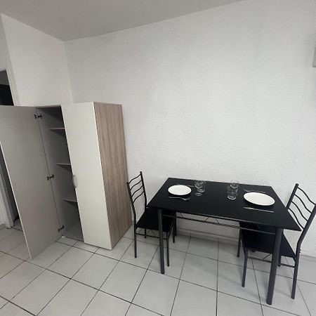 Studio Tapisvert St Charles Canebiere Vieux Port Марсилия Екстериор снимка